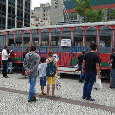 Despiche Bondinho Rua XV Curitiba - Brasil