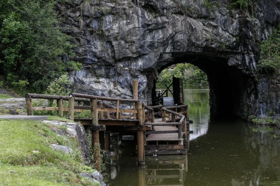 Túnel do Parque Tanguá será reaberto com passeios guiados após quase dois anos